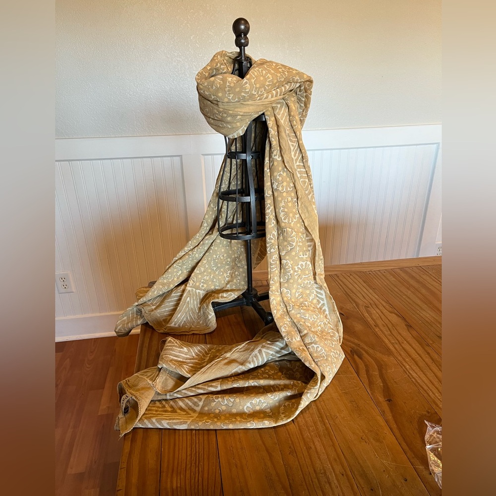 Passementrie Gold, Tan and White Patterned Sarong/Shawl